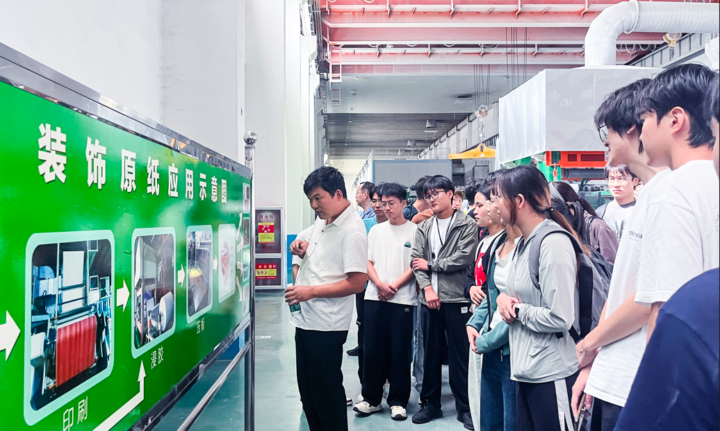 加強(qiáng)校企合作、促進(jìn)產(chǎn)教融合——齊魯工業(yè)大學(xué)師生赴齊峰開(kāi)展校企交流